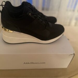 Aldo Thrundra women's Black and White Wedge Sneakers